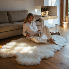 Load image into Gallery viewer, Natural White Quad Premium New Zealand Sheepskin Rug &amp; Throw, W4' x L6'